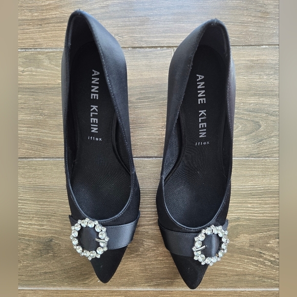 Anne Klein Roxanne Pointed Tumps - Women's Size 7.5 - Picture 2 of 7